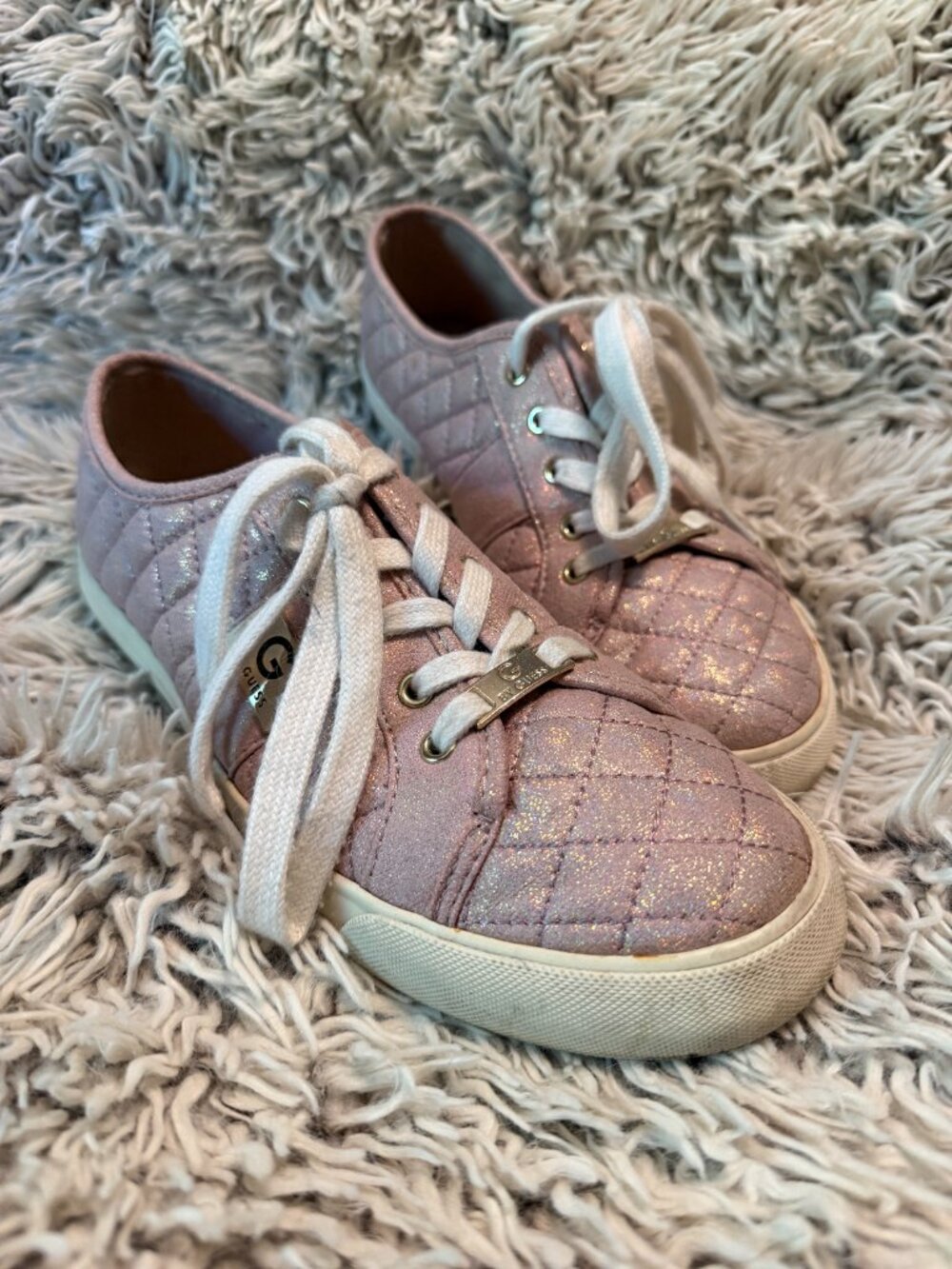 Womens Guess Sneakers Pink Glitter Sparkle Size 9M - Picture 2 of 7